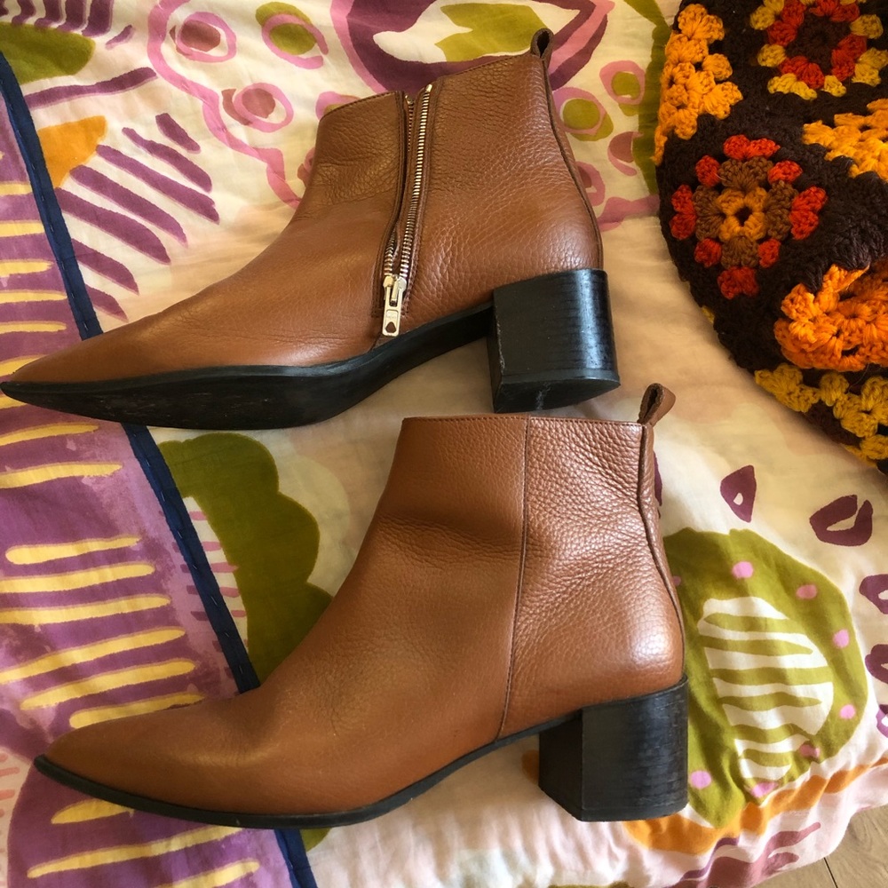 Everlane tan ankle boots leather